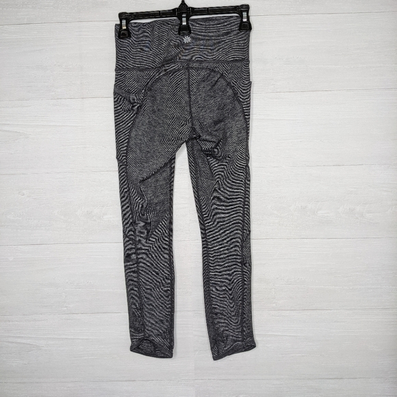 Athleta High Rise Pixel Chaturanga To Town Legging - Picture 8 of 10